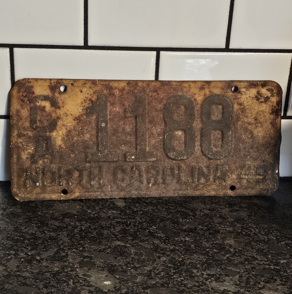 Vtg 1949 North Carolina NC Farmer License Plate Tag CA 1188 Rust Prop Man‎ Cave